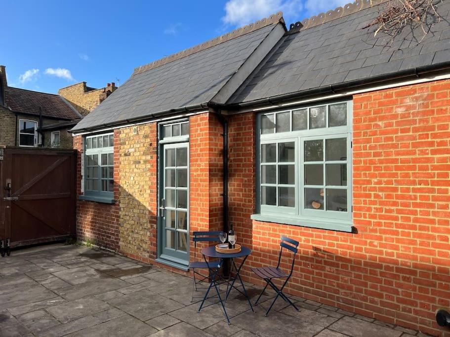 Forge Cottage - Pretty 1 Bedroom Cottage With Free Off Street Parking Londra Dış mekan fotoğraf