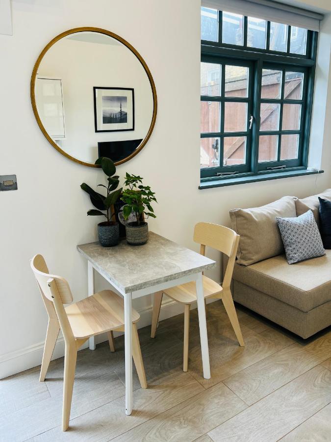 Forge Cottage - Pretty 1 Bedroom Cottage With Free Off Street Parking Londra Dış mekan fotoğraf