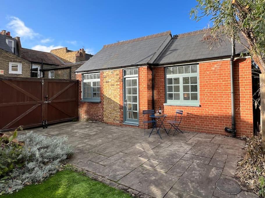 Forge Cottage - Pretty 1 Bedroom Cottage With Free Off Street Parking Londra Dış mekan fotoğraf